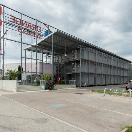 橙色翅膀克雷姆斯酒店 多瑙河畔克雷姆斯 外观 照片